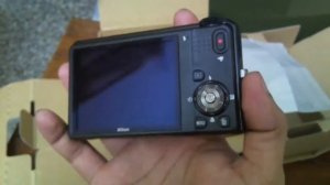 unboxing Nikon coolpix S9100