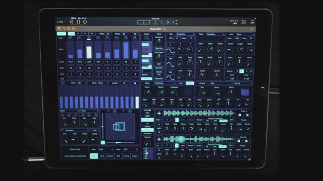 Stacks Granular Sequencer/Synthesizer/Looper for iPad