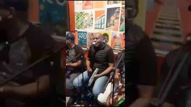 grupo hoje tem samba no bar do noel em floripa 22/10/2023 #sambadobom #rodadesamba#praia #bandfolia смотреть онлайн