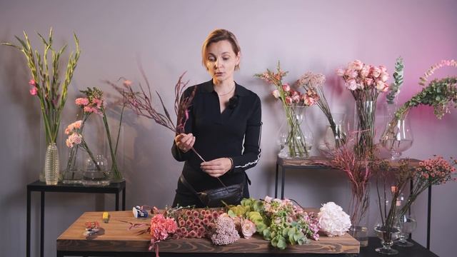 5 букетов из 1 состава №28/2023 | Мастер-класс от Елены Минигалиевой смотреть онлайн