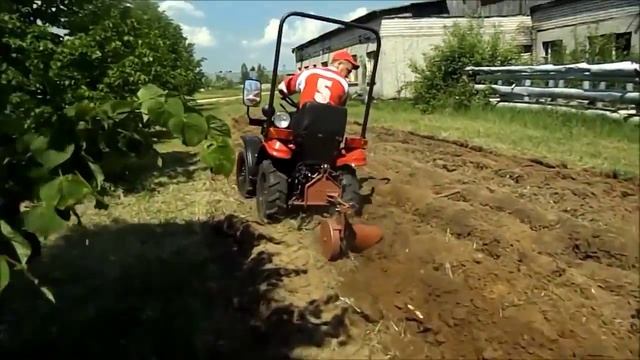 Минитрактор Беларус 152 Honda смотреть онлайн