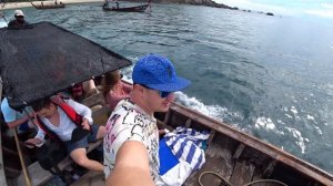 Пхукет  \ Часть 2 \ Патонг \ Бангла роад \  Пляж Фридом \Один день на Патонге \ Встреча с друзьями