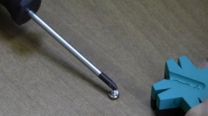 Как сделать магнитную отвёртку ? Магнит для намагничивания и размагничивания отвёрток.