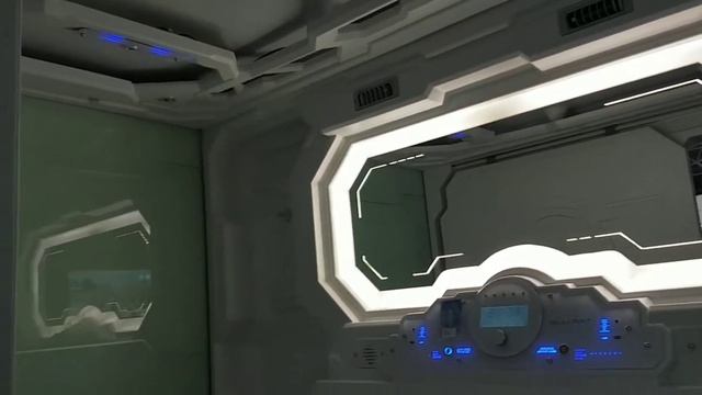 КАПСУЛЬНЫЙ ОТЕЛЬ смотреть онлайн