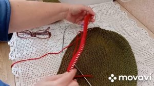 Шапка бини укороченными рядами. Мастер-класс.