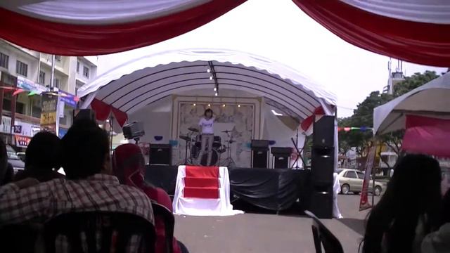 ayin versaci karaoke di festival pengantin tawau смотреть онлайн