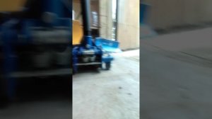 как легко поменять верёвку на заводилке генератора триммера газонокосилки и натянуть пружину