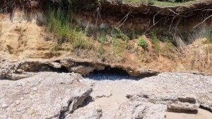 Абхазия. Гудаута. Серая баба - удивительная, манящая и загадочная. Море в Бамборе.