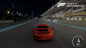 Forza Motorsport vs Forza Motorsport 7 - Yas Marina Circuit graphics comparison