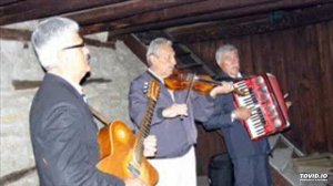 ЗА ПРИЯТЕЛИТЕ - БОЙЧО БОГДАНОВ / ТРИО ВАРОША