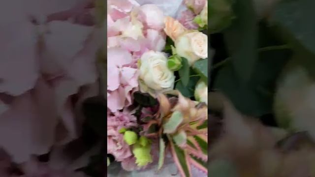 Корзина цветов от Максфлора доставка цветов по Раменскому району и Раменскому maxflora.ru