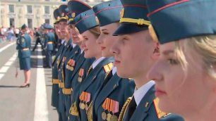 В Санкт-Петербурге состоялась церемония вручения дипломов выпускникам-спасателям