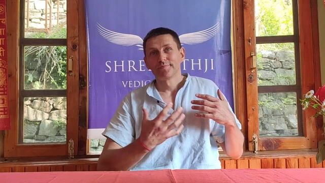 Александр. Отзыв. Ведическая Академия Джйотиш, Йоги, Васту и Аюрведы "Шринатджи"