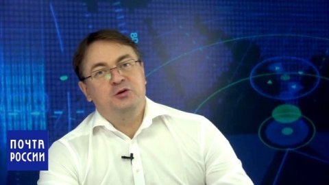 Первый опыт в качестве телеведущего.