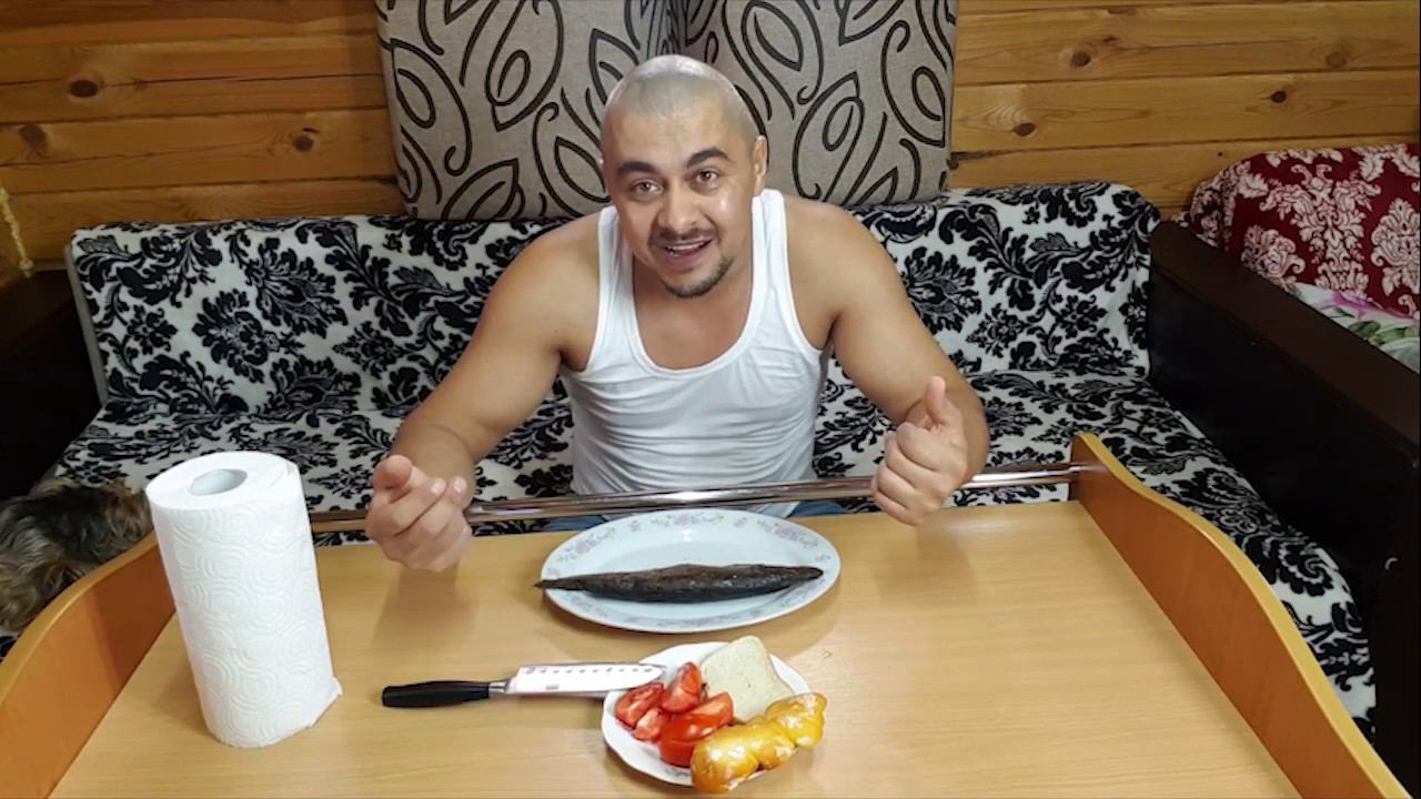 ДЕГУСТИРУЮ КОПЧЕНУЮ РЫБУ И СЫР ИЗ КОПТИЛЬНИ