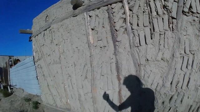 Русский путешественник в узбекском кишлаке. Качу качую.