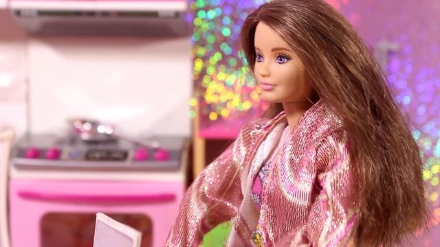 ОБЪЯВИЛСЯ ВЗРОСЛЫЙ СЫН КЕНА / Куклы Мама Барби смотреть онлайн