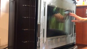 How to clean Samsung oven glass door