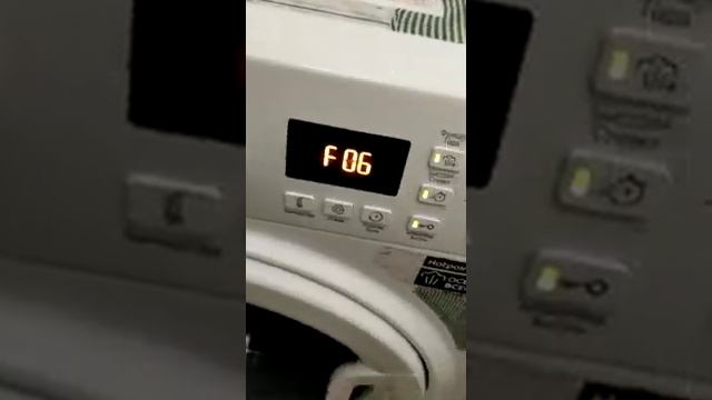 Стиральная машина Hotpoint-Ariston FRE G612 ST показывает ошибку F 06. Что делать?