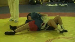 Рустам Халилов (Кемерово) победа болевым приемом