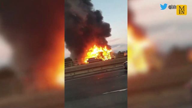 Truck full of Birds Eye potato waffles destroyed after lorry catches fire on the M6 смотреть онлайн