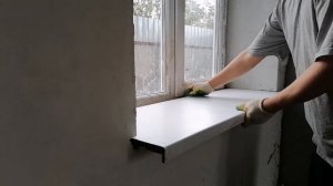 Монтаж ПВХ подоконника на неправильное окно.