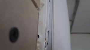 Отделка после установки двери скрытого монтажа INVISIBLE от PROFIL DOORS