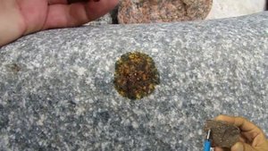 Йод показывает наличие золота в камнях