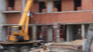 Строительство дома. Подъемный кран МАШЕКА. 15.09.2012