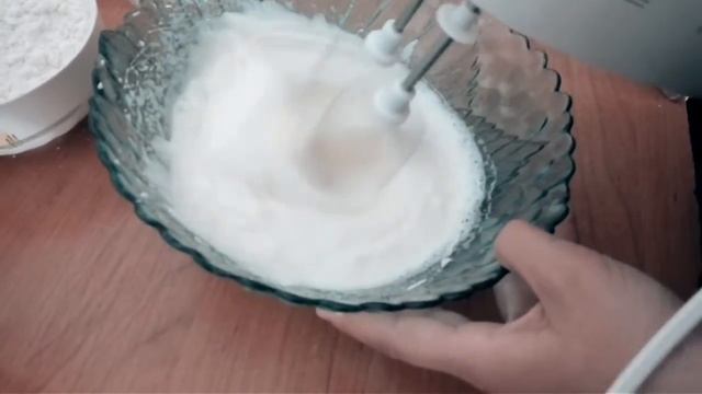 Как приготовить торт с сырно-сливочным кремом???? смотреть онлайн