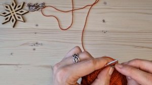 Узор в копилку ? "Ажурные листья? + цепочки" спицами по кругу. Композиция для носков (38 петель) МК