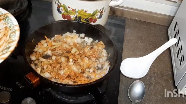 Жаренный окорочёк с рисом смотреть онлайн