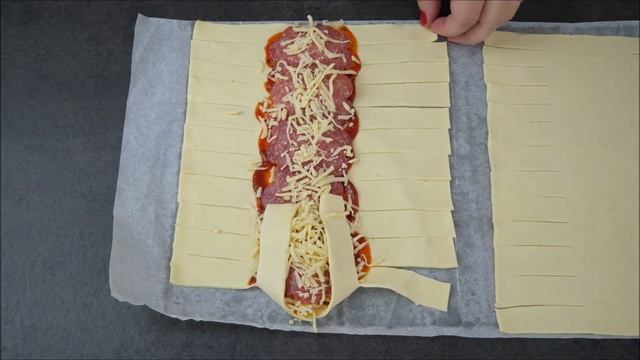 НЕ знаете ЧТО приготовить из СЛОЁНОГО ТЕСТА?  Сделайте ПИРОЖКИ со ВКУСОМ ПИЦЦЫ!!!   PIZZASTANGE de
