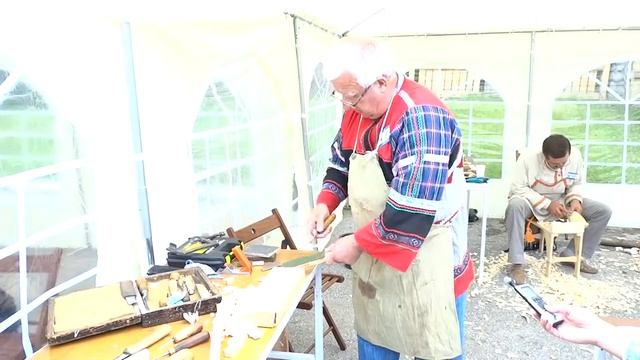 Славим человека труда. Народные промыслы. Александр Синицын смотреть онлайн