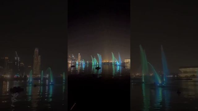 Лазерное шоу Imagine в Festival City Dubai. Фонтаны в Дубае.