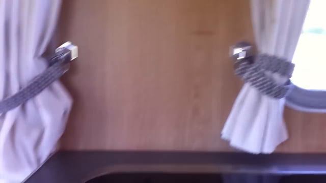 Mitsubishi L300 Motorhome (1983) смотреть онлайн