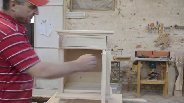 Простая тумбочка из массива смотреть онлайн