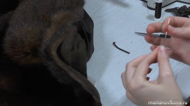 Урок 2. Как перешить шубу своими руками. Ремонт подборта шубы смотреть онлайн