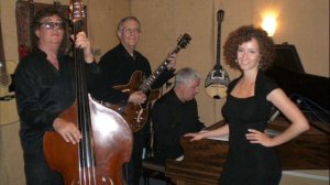 Ray Gallo jazz trio.Ain't Misbehavin'