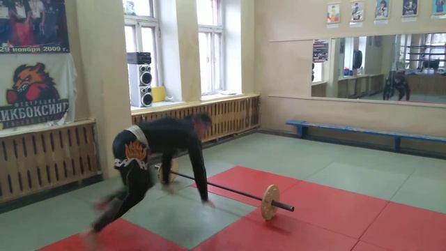 БУРПИ с прыжком через штангу .9 за 15 сек. смотреть онлайн