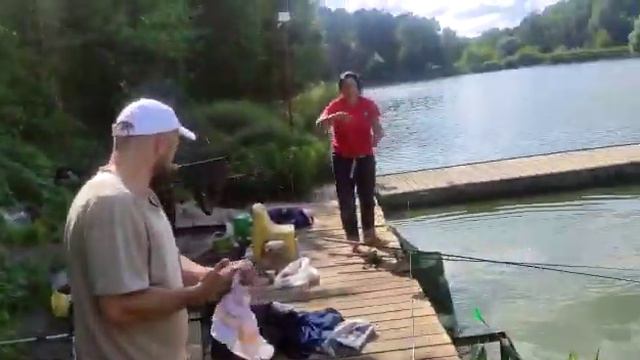 Рыбалка на Осетра,пару слов от наших гостей смотреть онлайн