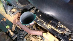 Polaris Sportsman 500 (And Similar) Front Gear Case and Transmission Fluid change.