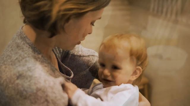 Просто каждый ребёнок, нуждается/Я видел, как мама плачет/Ирина Самарина - Лабиринт/Читает СтихиЯ** смотреть онлайн