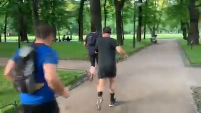 Саркози бегает в Питере смотреть онлайн