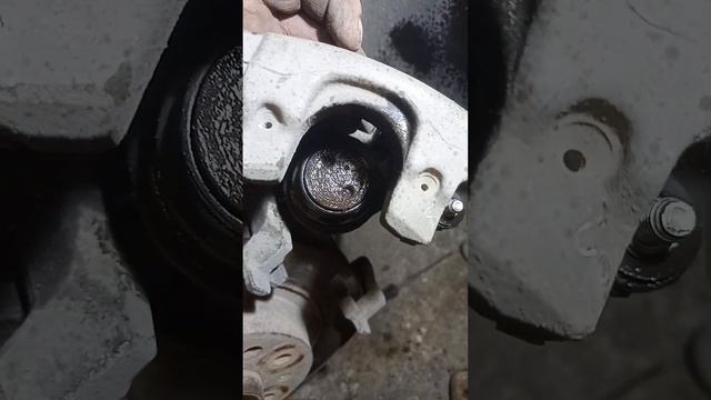 Опель вектра с замена колодок смотреть онлайн