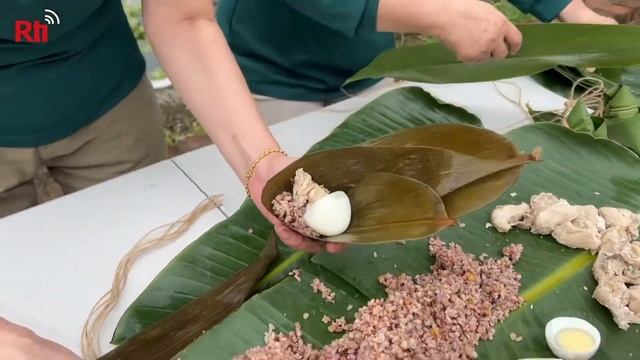 Всем цзунцзы! Праздник Драконьих лодок в зоопарке Шоушань
