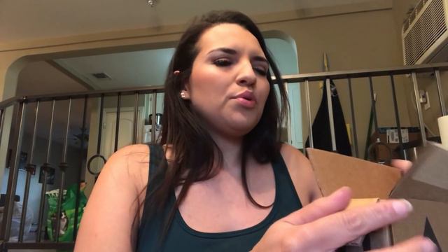 KKW Fragrance Review- Crystal Gardenia, Crystal Gardenia Citrus, Crystal Gardenia Oud смотреть онлайн