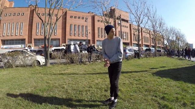 Самокатер новичок с Сахалина наказал Владивосток.Бекфлип за сотку.Даниил Мальков смотреть онлайн