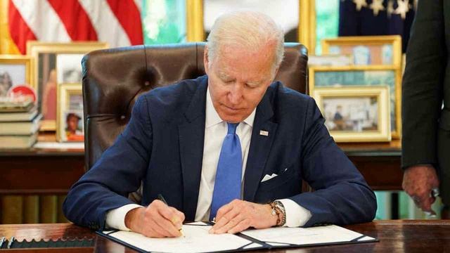 Байден подписал оборонный бюджет США на 2023 год