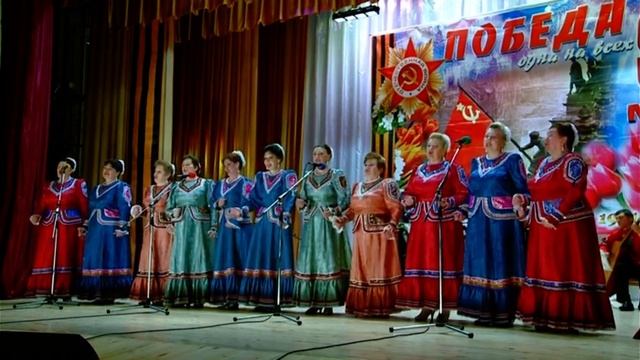 Народный вокальный ансамбль "РОССИЯНОЧКА" - Братья Казаки.
